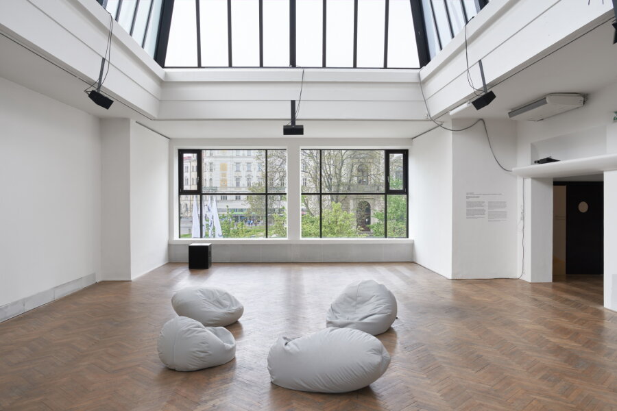 Jana Winderen, Jaro v okrajové ledové zóně, foto Polina Davydenko